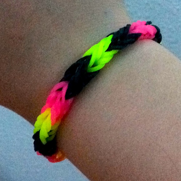 Polyband braclet - Picture 1 of 2
